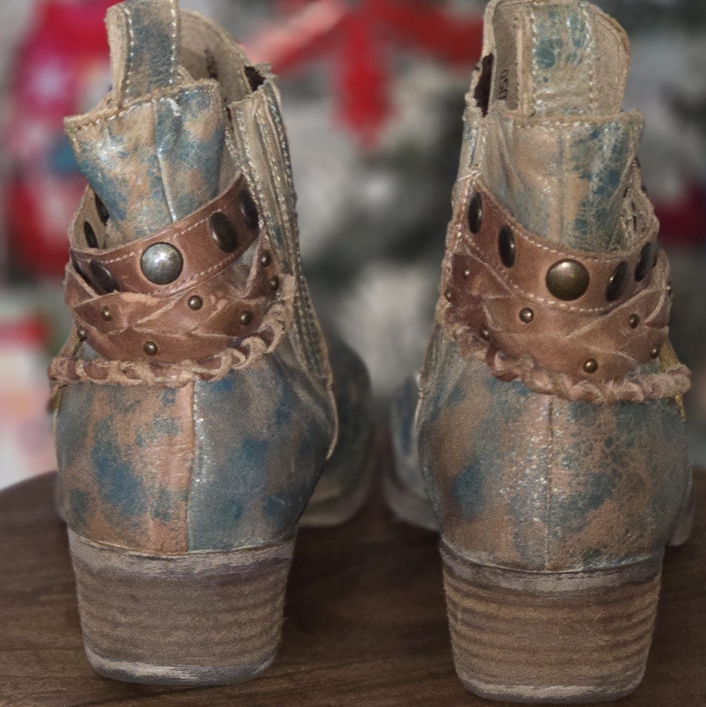 CIRCLE G CONCHO HARNESS BOOT - Picture 4 of 8